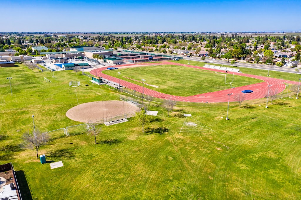 El Diamante High School | 5100 W Whitendale Ave, Visalia, CA 93277 | Phone: (559) 735-3501