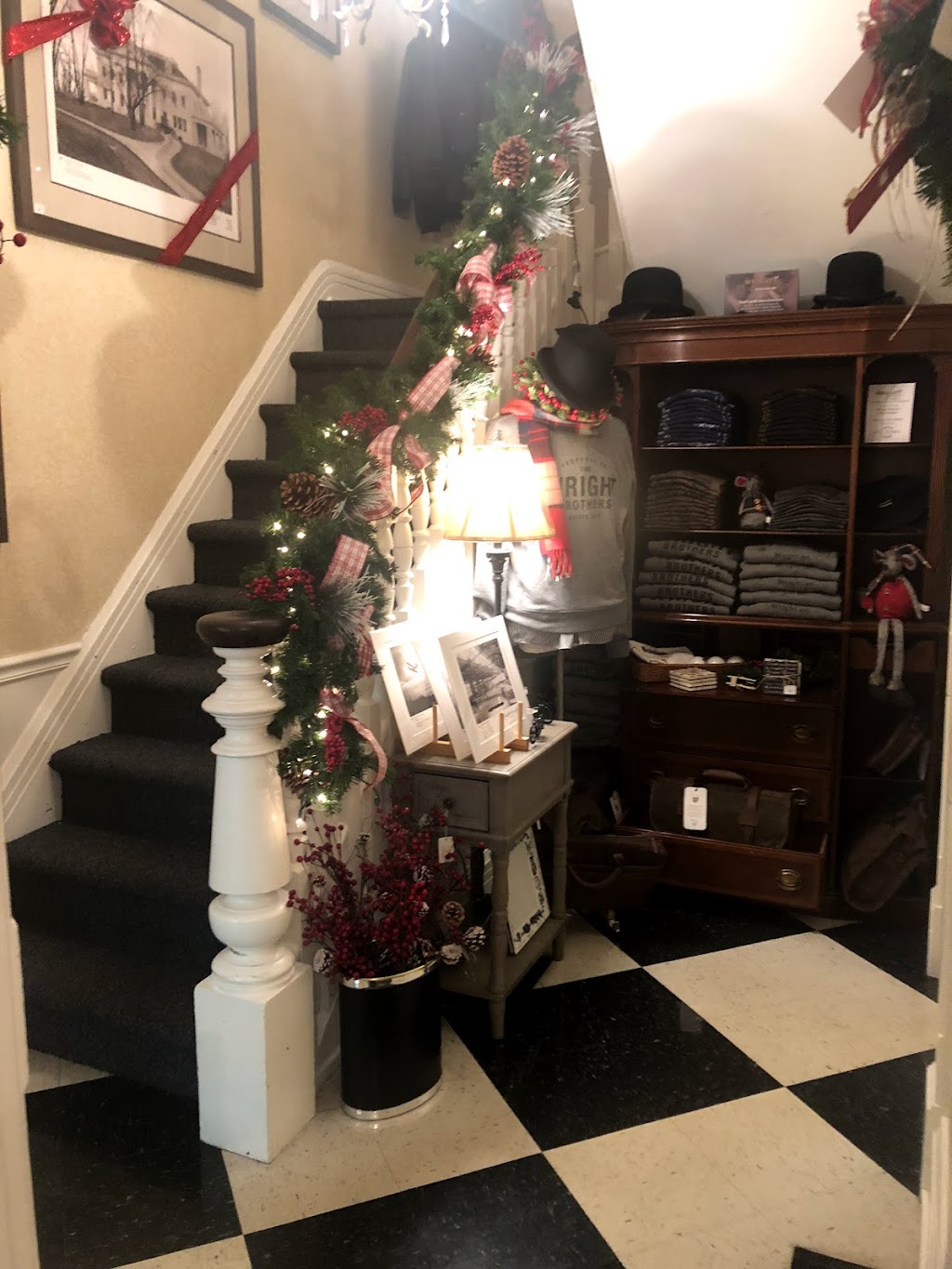 Little Exchange Fine Gifts | 45 Park Ave, Dayton, OH 45419, USA | Phone: (937) 299-1561