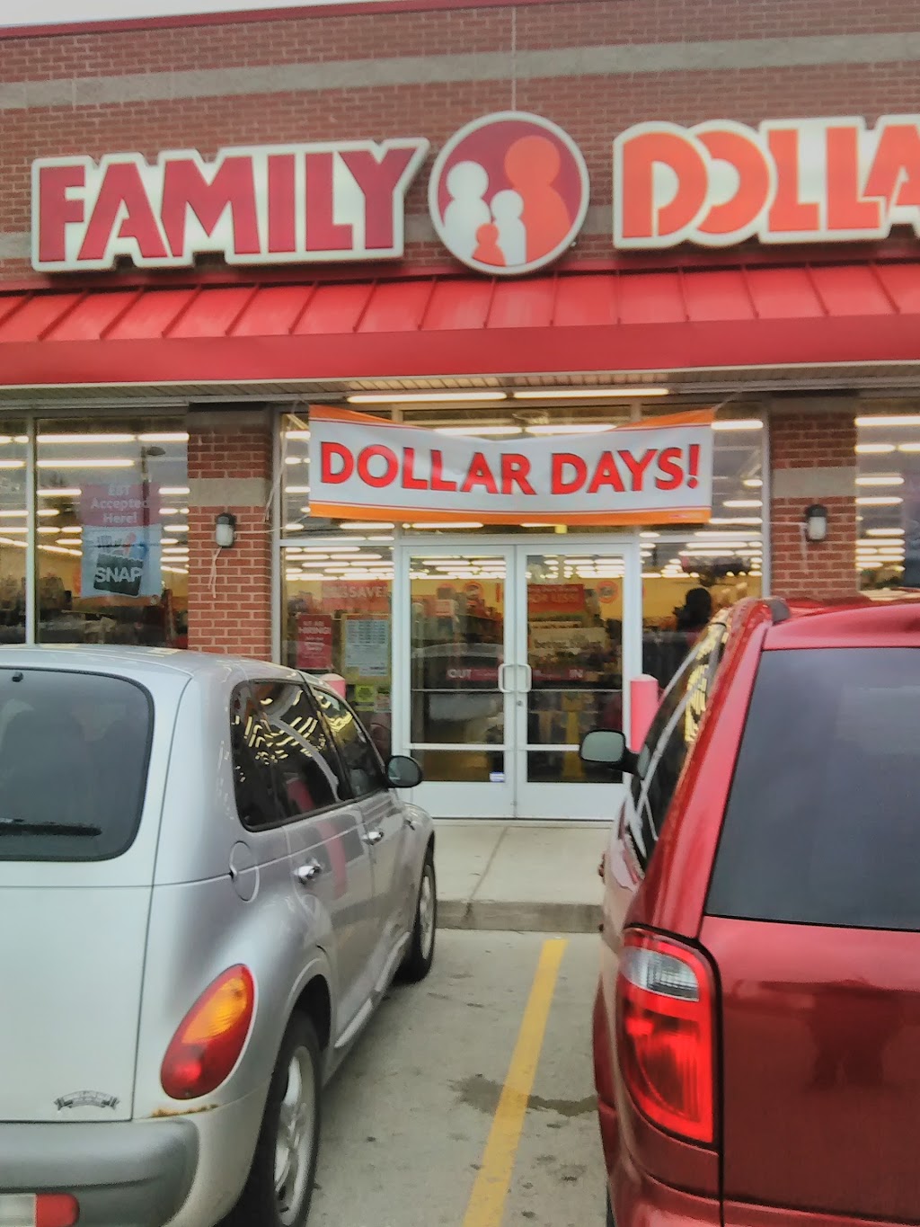 Family Dollar | 5745 Merriman Rd, Westland, MI 48186, USA | Phone: (734) 858-1988