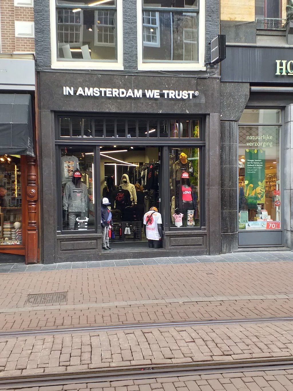 Trust Amsterdam | Leidsestraat 56, 1017 PC Amsterdam, Netherlands | Phone: 020 246 1298