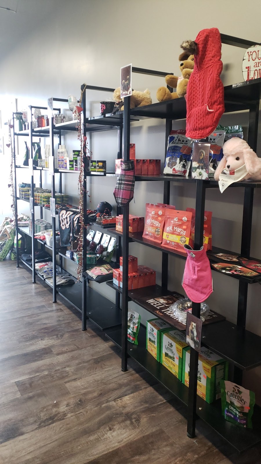 Paradise Pet Boutique | 9051 E 109th Ave, Crown Point, IN 46307, USA | Phone: (219) 213-2607