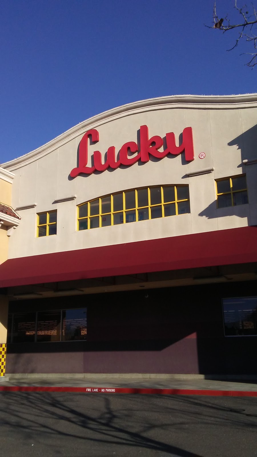 Lucky | 32300 Dyer St, Union City, CA 94587, USA | Phone: (510) 441-8484