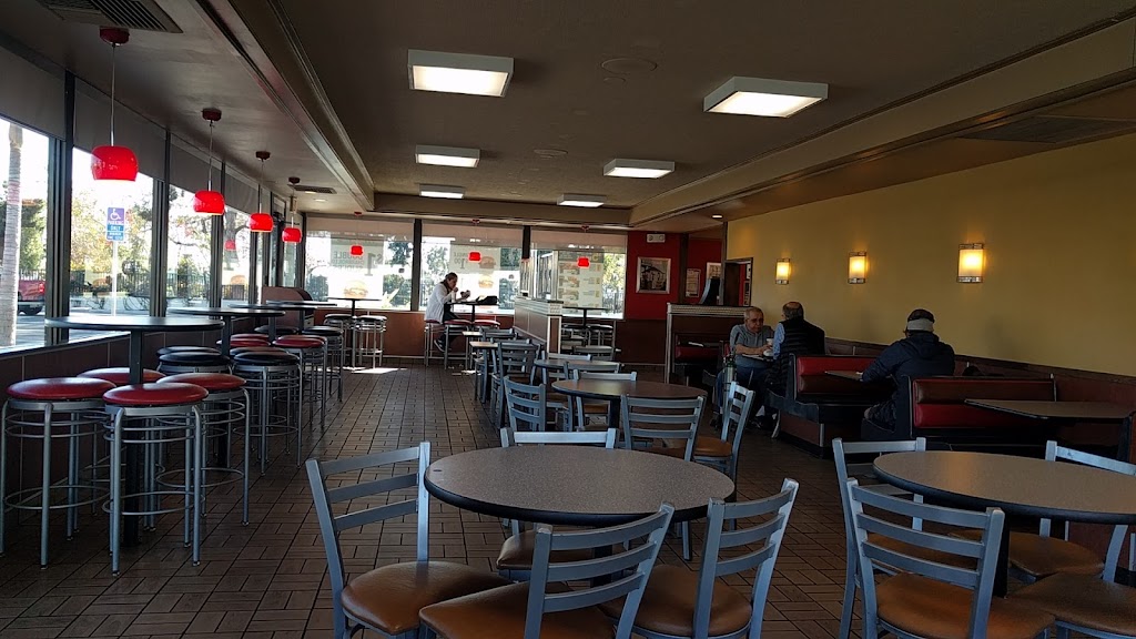 Carls Jr. #703 | 34312 CA-1, Dana Point, CA 92629, USA | Phone: (949) 661-3955