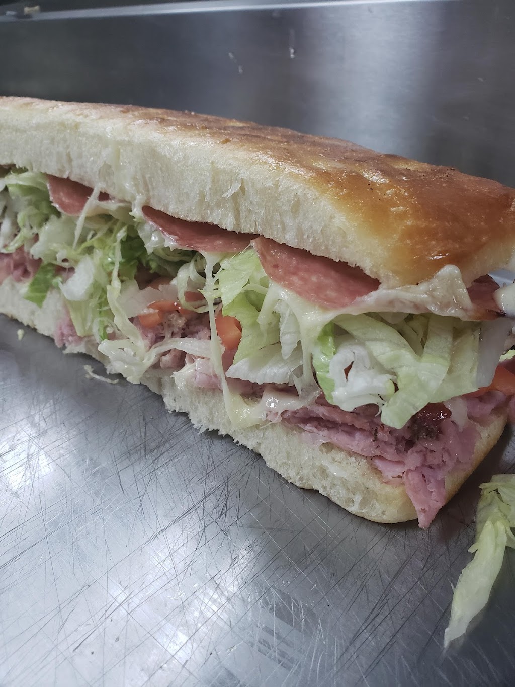 Zinos Subs & Pizza | 9475 Newburgh Rd, Livonia, MI 48150, USA | Phone: (734) 432-9999