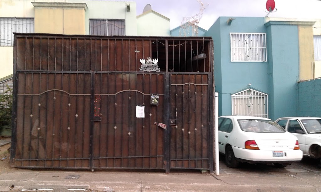 OXXO magnolias | Av. Magnolias 26251, Lomas Del Refugio, El Refugio, 22253 Tijuana, B.C., Mexico | Phone: 81 8320 2020