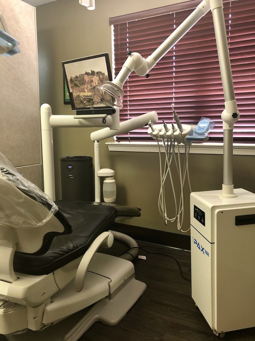 Cassidy Daniel E DDS | 2835 Duke St, Alexandria, VA 22314, USA | Phone: (703) 370-2333