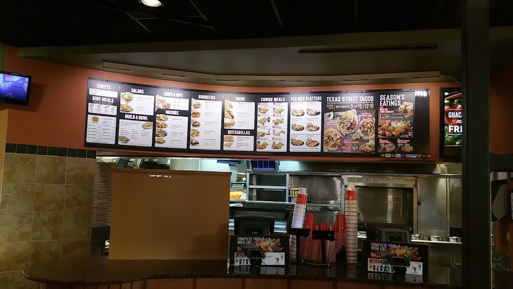 Taco Bueno | 1528 Brown Trail, Bedford, TX 76021, USA | Phone: (817) 554-8113