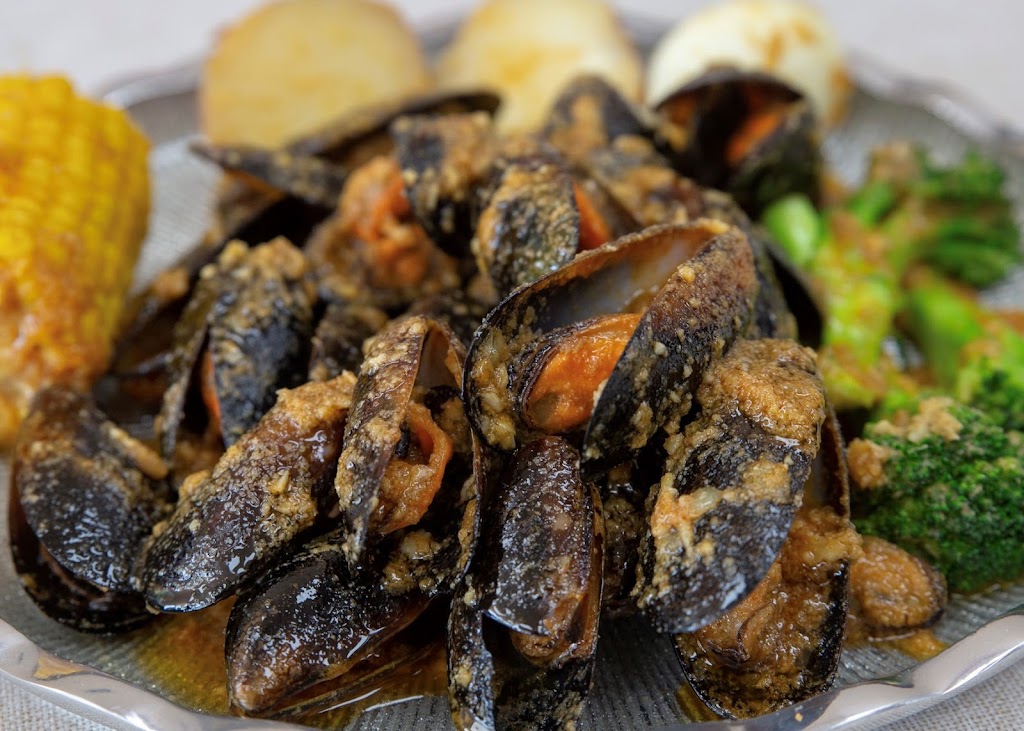 Kajun Seafood - Duluth | 3455 Peachtree Industrial Blvd Suite 920, Duluth, GA 30096, USA | Phone: (770) 864-5448