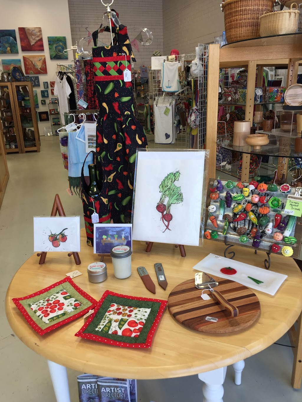 WomanCraft Gifts | 360 E Main St, Carrboro, NC 27510, USA | Phone: (919) 929-3300