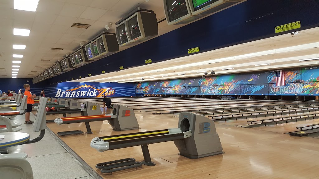 Bowlero Lakeside | 1254 Dougherty Ferry Rd, Valley Park, MO 63088, USA | Phone: (636) 225-2400