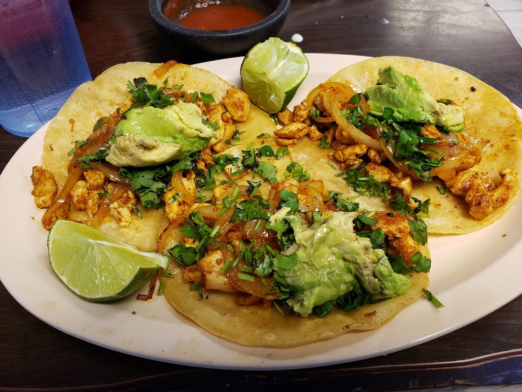 La Casita Mexican Food | 212 E Central Ave, El Dorado, KS 67042, USA | Phone: (316) 321-1084