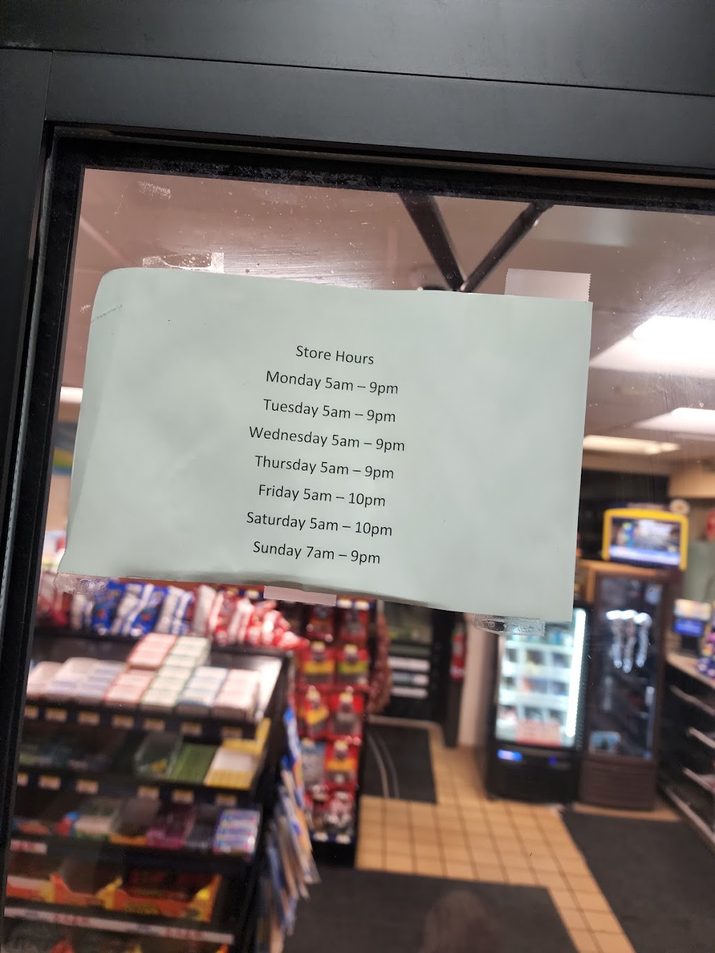 Graham’s Marketplace - Lincolnshire | 490 Milwaukee Ave, Lincolnshire, IL 60069, USA | Phone: (847) 634-3223