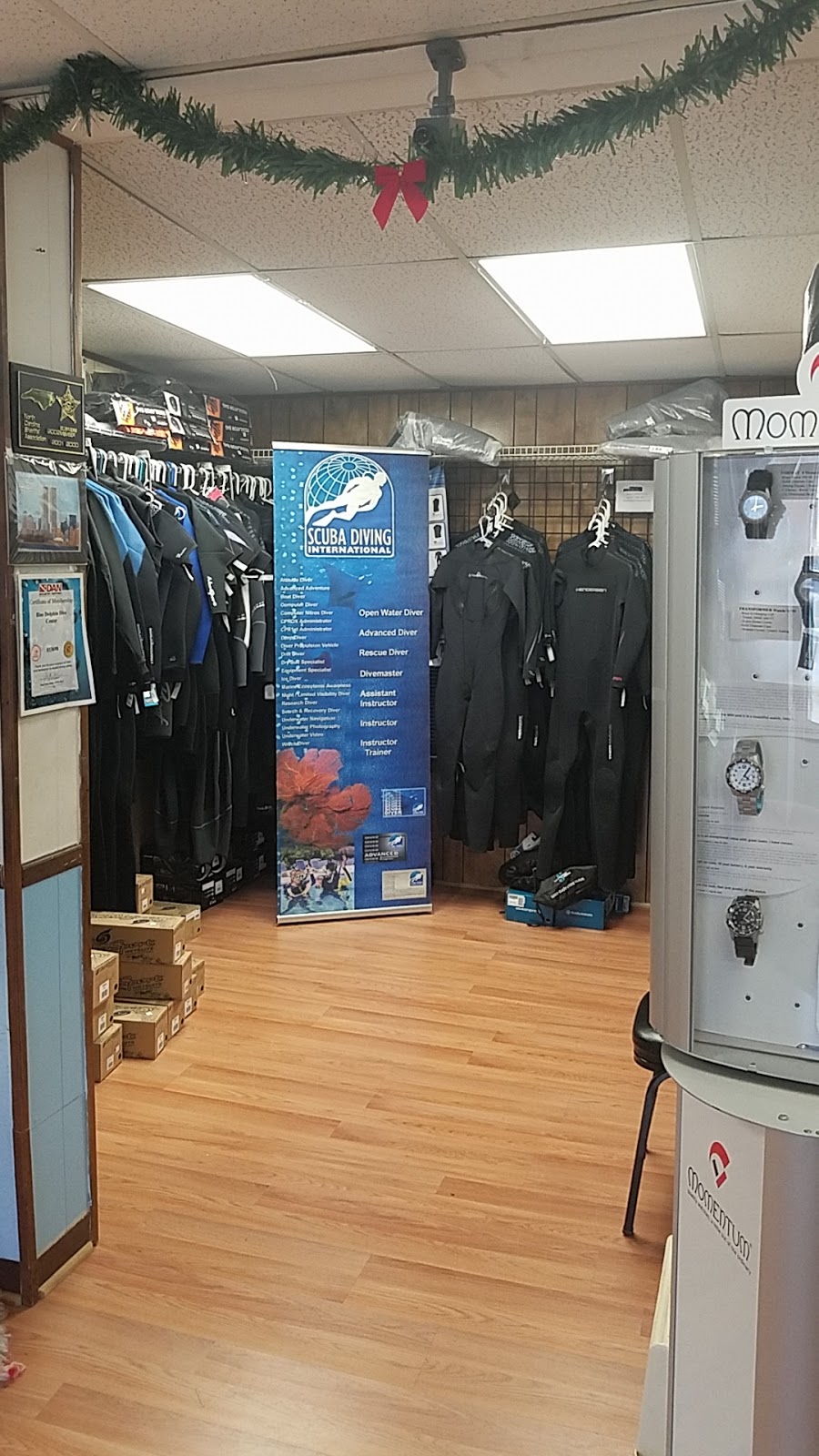 Blue Dolphin Dive Shop | 3010 S Stratford Rd, Winston-Salem, NC 27103, USA | Phone: (336) 760-9226