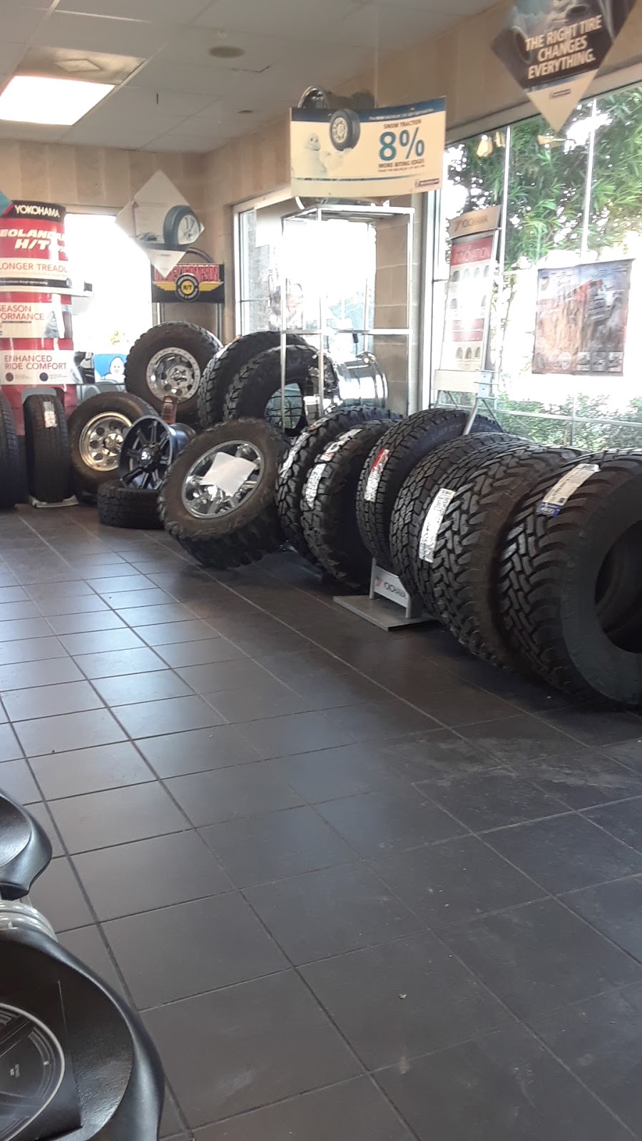 Tio Tire | 708 E Houston St, Beeville, TX 78102, USA | Phone: (361) 358-8787