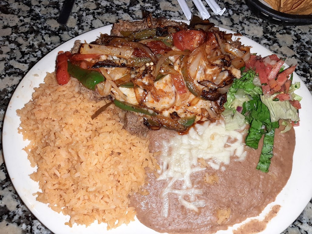 Domingos Mexican & Seafood Restaurant | 1075 Yadkinville Rd, Mocksville, NC 27028, USA | Phone: (336) 753-6922