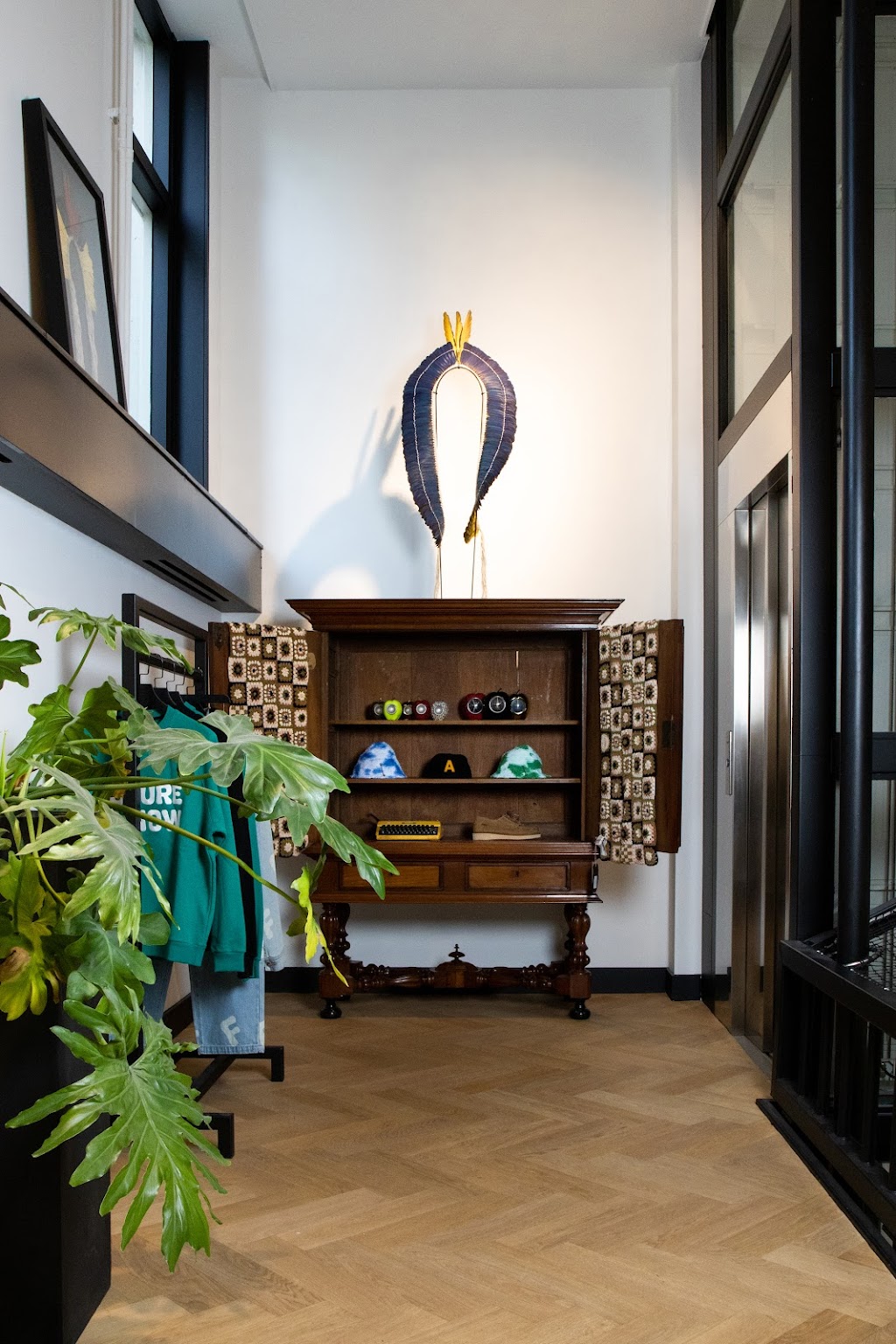 OALLERY | Nieuwe Spiegelstraat 39, 1017 DC Amsterdam, Netherlands | Phone: 020 774 1859