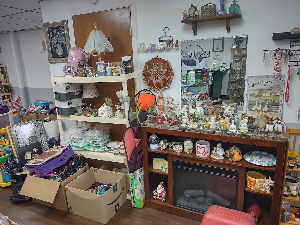 Hand Me Downs Second Hand Shop | 568 Columbia Turnpike Unit 4 and Unit 3, East Greenbush, NY 12061, USA | Phone: (518) 209-4412