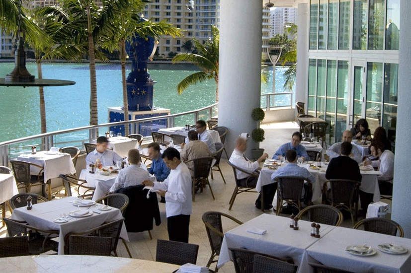 Il Gabbiano | 335 S Biscayne Blvd, Miami, FL 33131, USA | Phone: (305) 373-0063