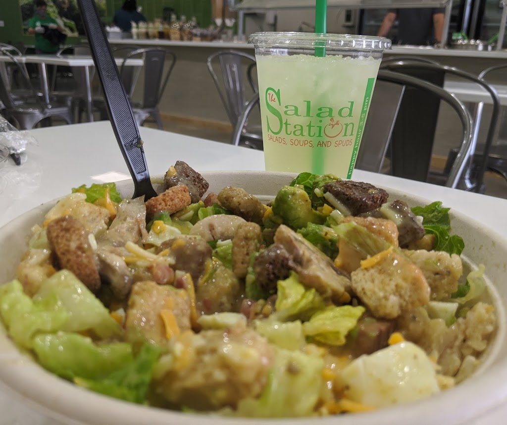 The Salad Station | 3005 W Cabelas Pkwy, Gonzales, LA 70737, USA | Phone: (225) 647-2523