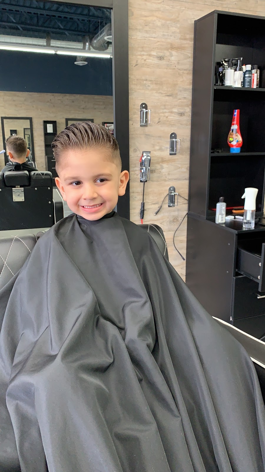 The Barber Co. | 38021 Mound Rd, Sterling Heights, MI 48310, USA | Phone: (586) 215-2111