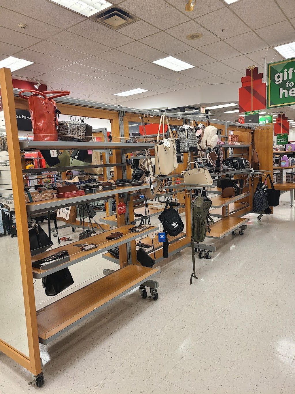 New Hyde Park Shopping Mall | 2315 New Hyde Park Rd, New Hyde Park, NY 11042, USA | Phone: (312) 798-5140