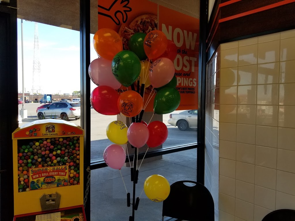 Little Caesars Pizza | 1478 George Dieter Dr, El Paso, TX 79936, USA | Phone: (915) 856-7500