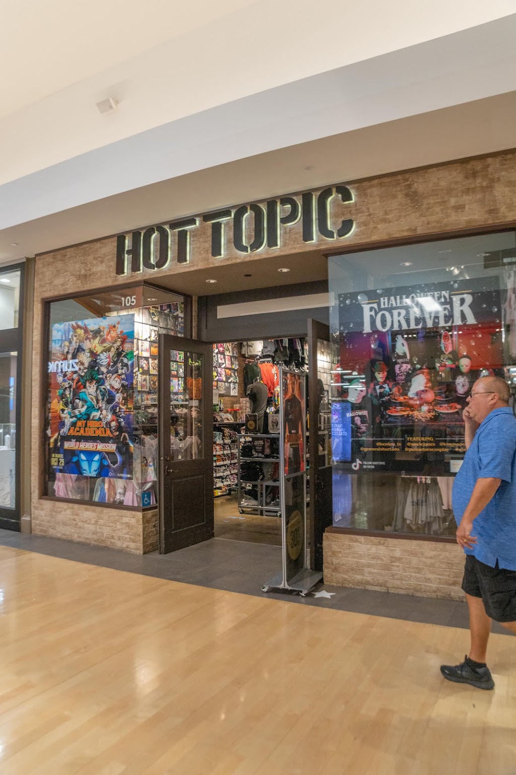 Hot Topic | 105 Opry Mills Dr, Nashville, TN 37214, USA | Phone: (615) 823-3158