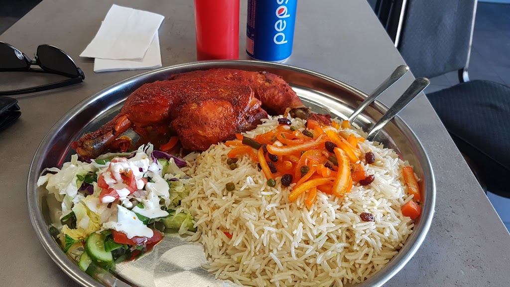 Somali Restaurant | 2127 University Ave W, Windsor, ON N9B 1E3, Canada | Phone: (519) 977-8418