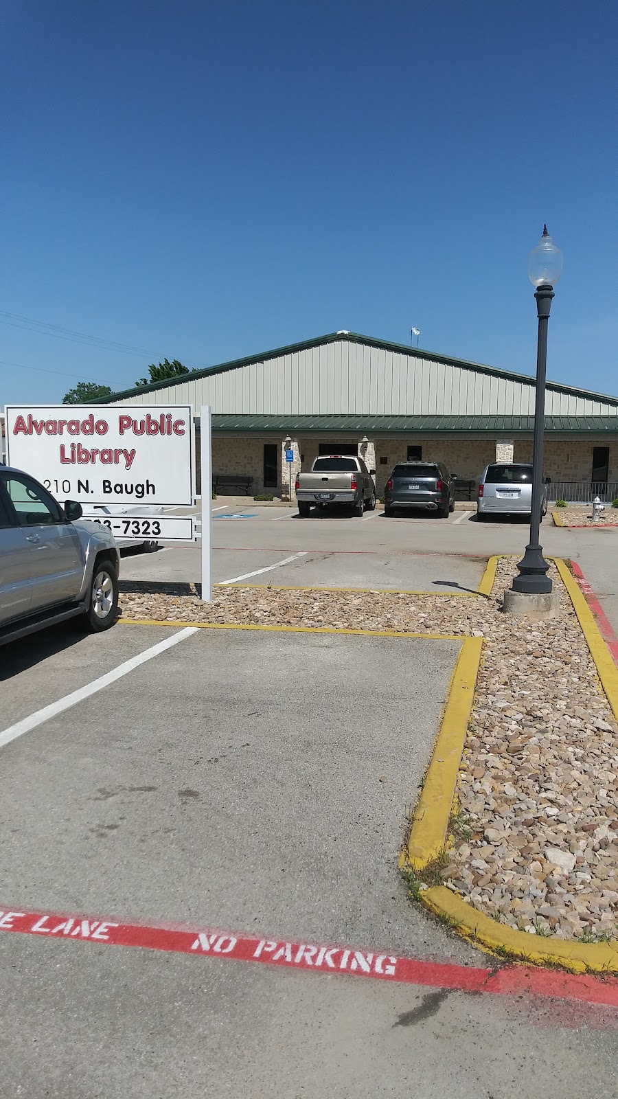 Alvarado Public Library | 210 N Baugh St, Alvarado, TX 76009, USA | Phone: (817) 783-7323