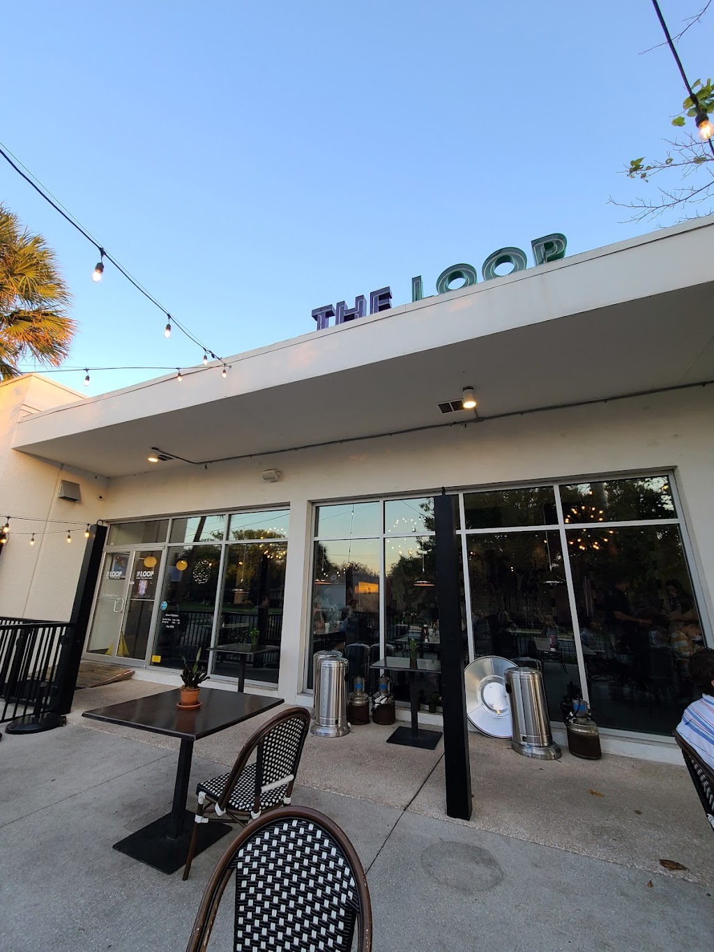 The Loop Restaurant | 4591 Lakeside Dr Unit 101, Jacksonville, FL 32210, USA | Phone: (904) 384-7301