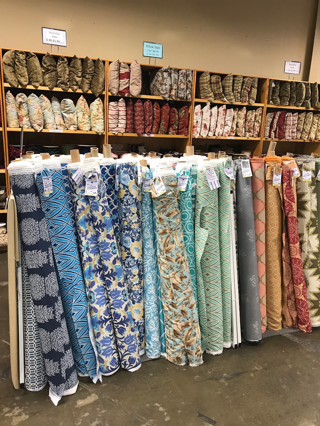 Loomcraft Fabric Outlet - The Interior Alternative | 2516 Tucker St, Burlington, NC 27215, USA | Phone: (336) 222-8460