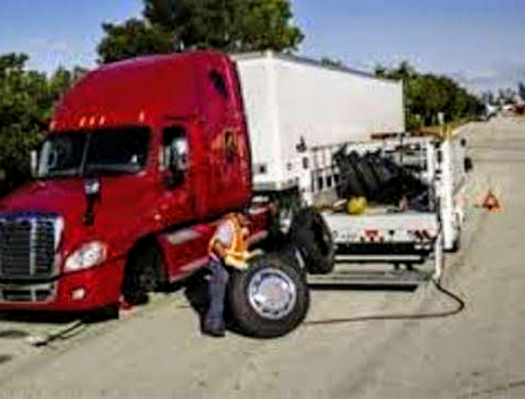 24 Hour Truck & Trailer Repair | 420 E Hwy 90 Alt, Richmond, TX 77406, USA | Phone: (866) 243-5338