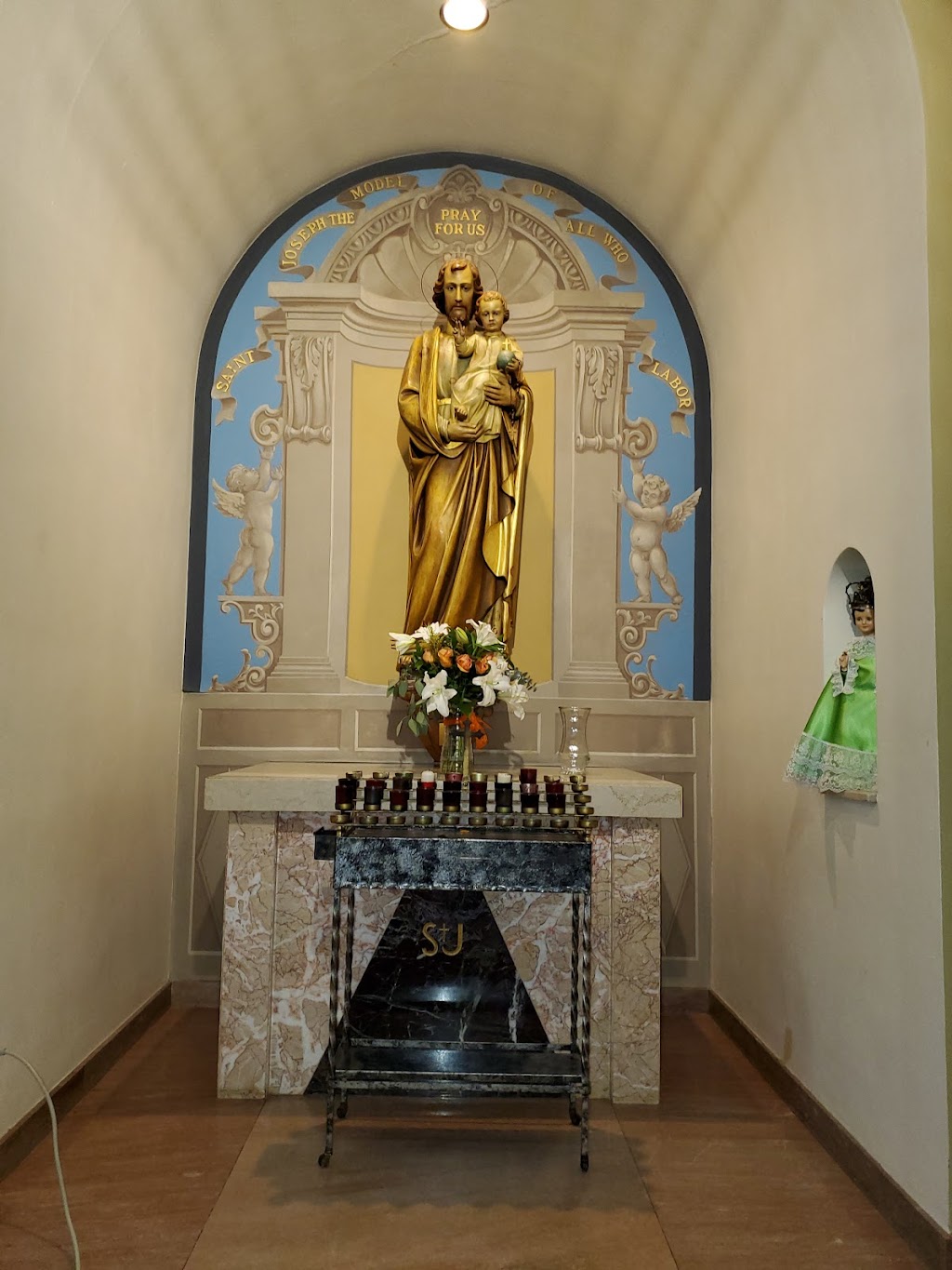 Holy Family Roman Catholic Church | 9622 20th Ave SW, Seattle, WA 98106, USA | Phone: (206) 767-6220
