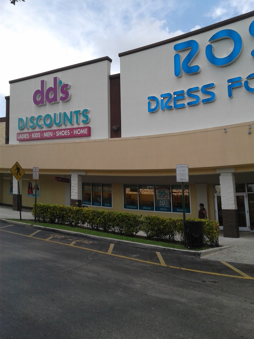 Ross Dress for Less | 21401 NW 2nd Ave, Miami, FL 33169, USA | Phone: (305) 654-5918