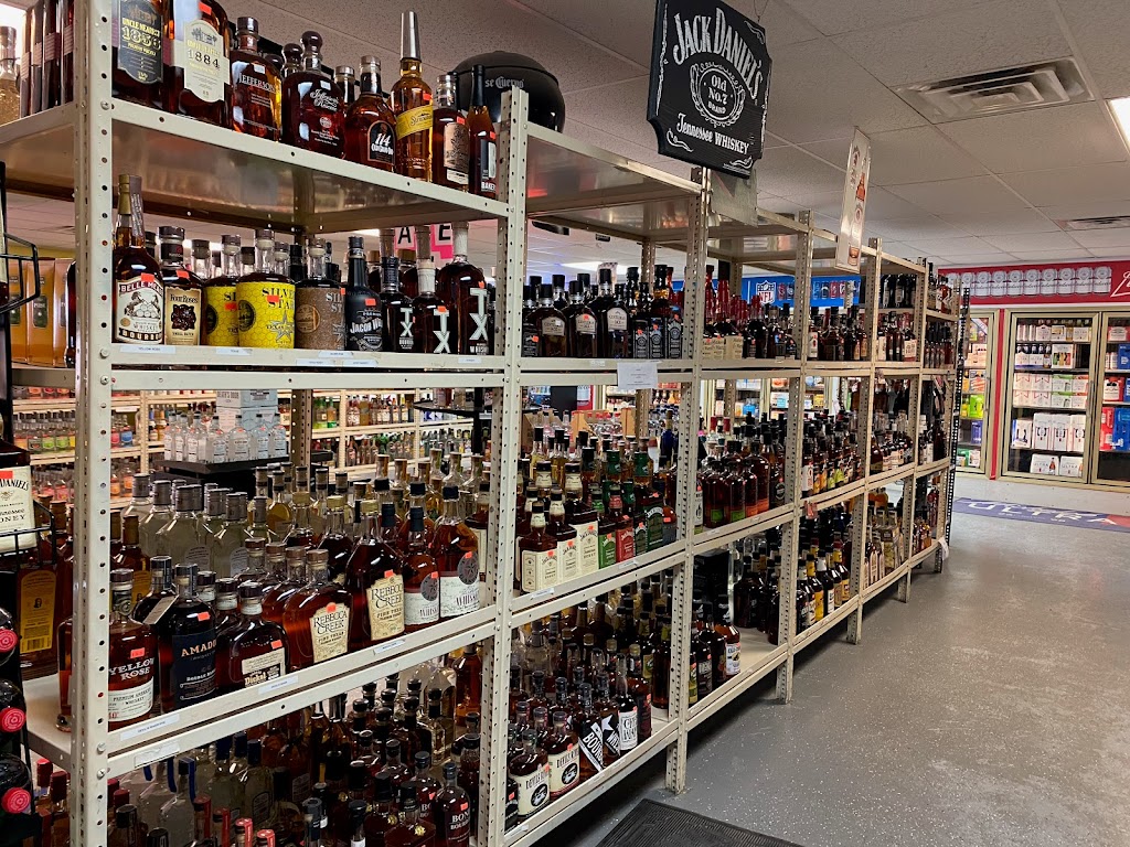 Rio Vista Liquor | 705 TX-174, Rio Vista, TX 76093 | Phone: (817) 373-3171