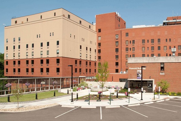 UPMC McKeesport | 1500 5th Ave, McKeesport, PA 15132, USA | Phone: (412) 664-2000