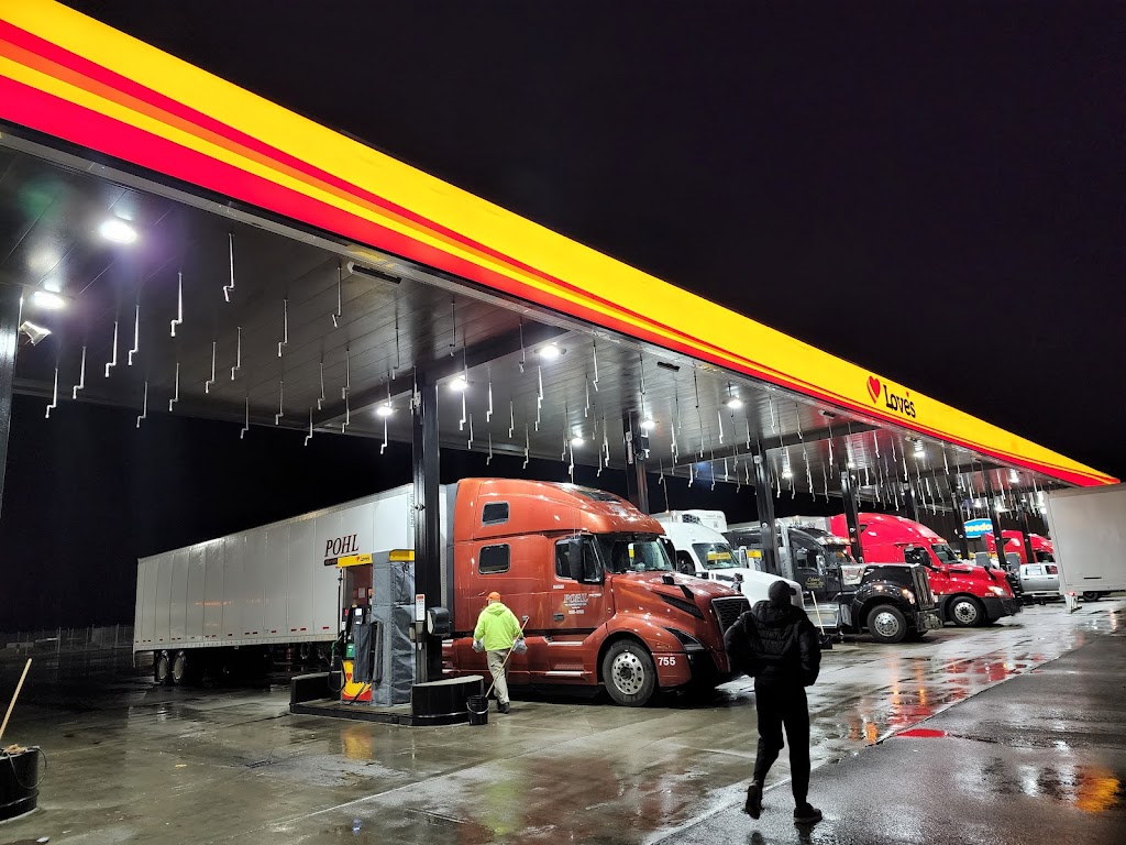 Loves Travel Stop | 4352 OH-225, Diamond, OH 44412, USA | Phone: (234) 863-4940