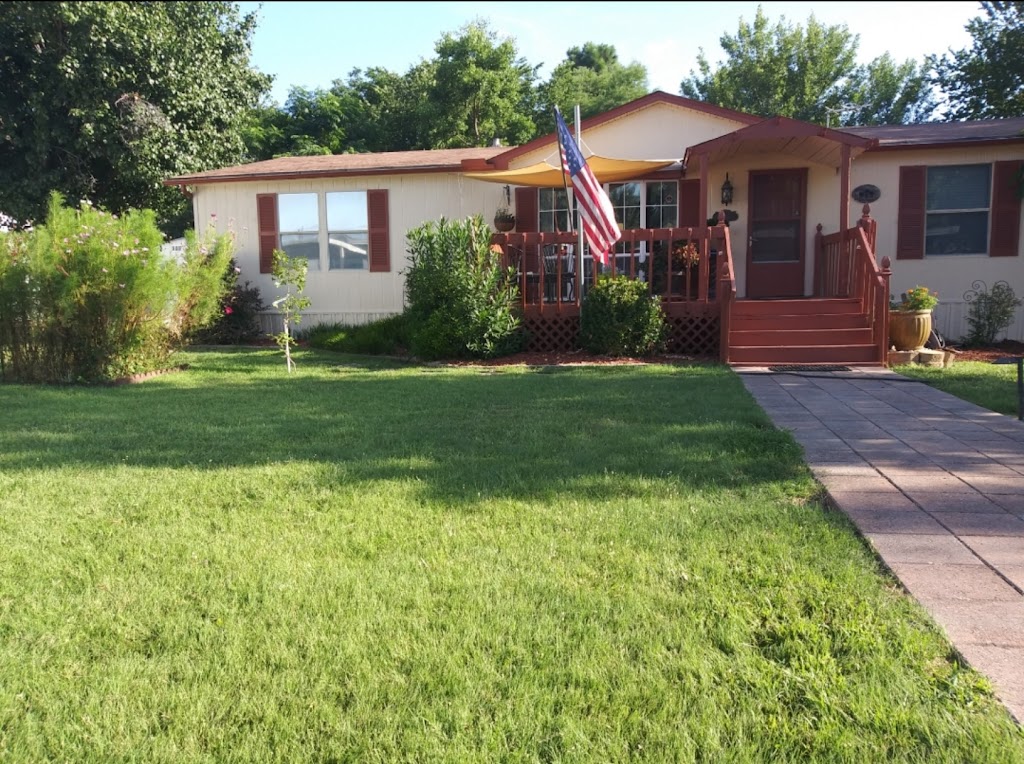 Redwood Estates Mobile Home Park | 5801 Redwood Blvd, Fort Worth, TX 76119, USA | Phone: (817) 478-5511