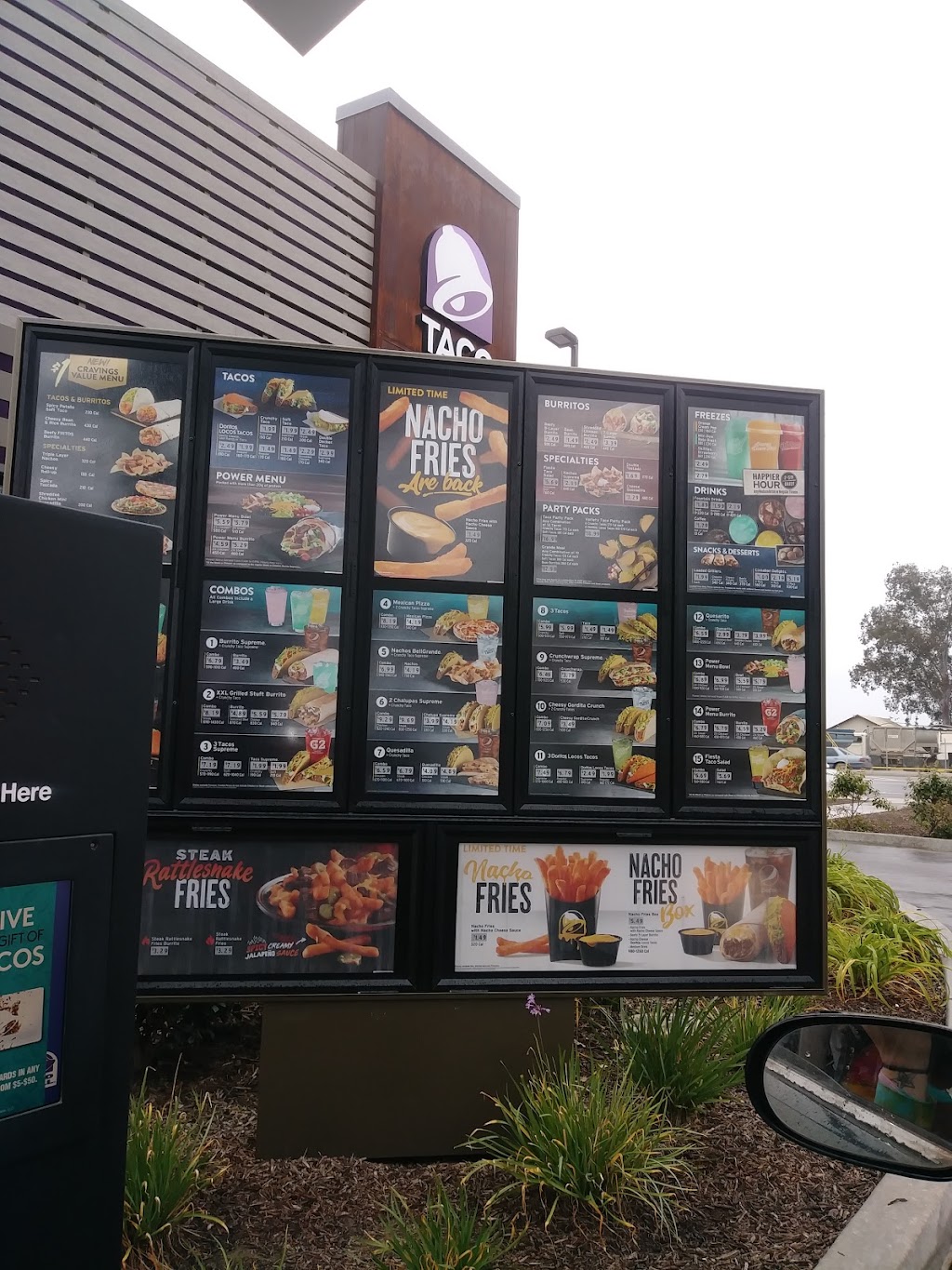 Taco Bell | 2417 E Lacey Blvd, Hanford, CA 93230 | Phone: (559) 582-2763