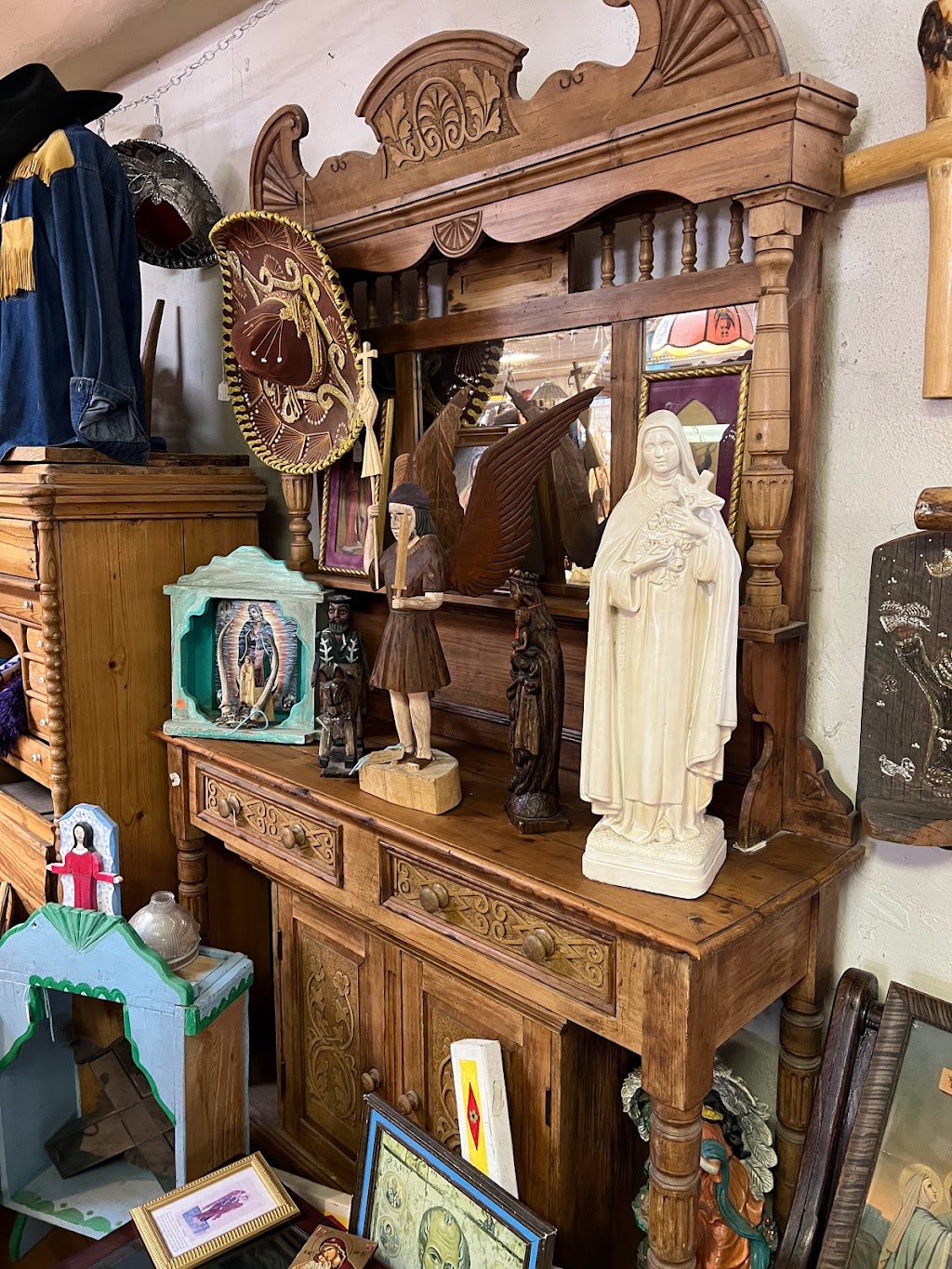 Camino Real Antiques | 1101 Camino Del Pueblo, Bernalillo, NM 87004 | Phone: (505) 867-7448