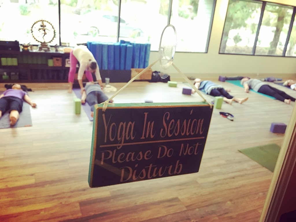 Yoga Del Mar | 13983 Mango Dr #206, Del Mar, CA 92014, USA | Phone: (858) 720-0076