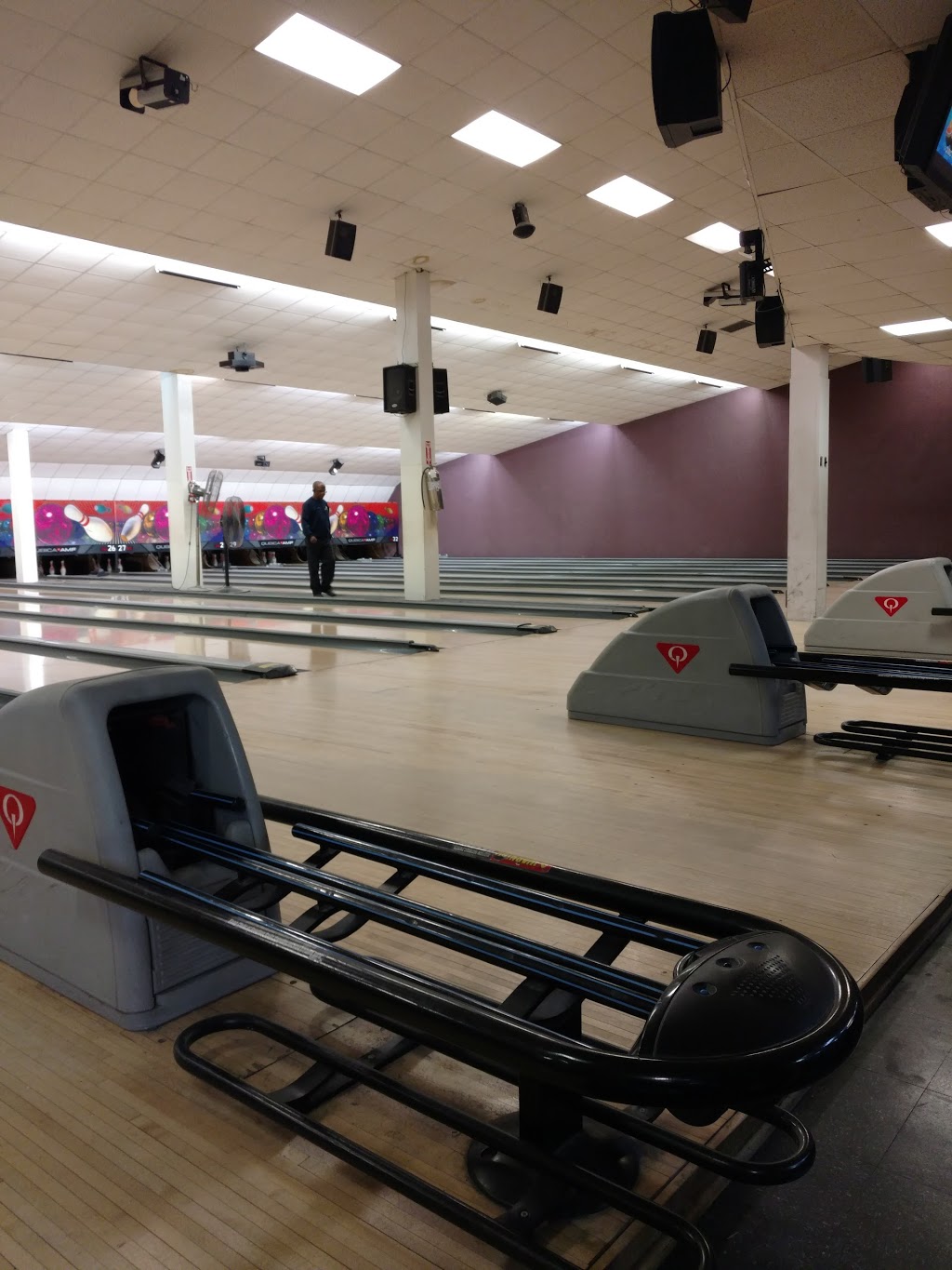 Shell Lanes | 1 Bouck Ct, Brooklyn, NY 11223, USA | Phone: (718) 336-6700