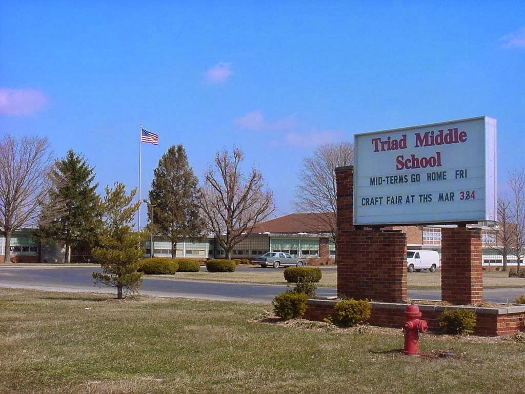 Triad Middle School | 9539 US-40, St Jacob, IL 62281 | Phone: (618) 667-5406