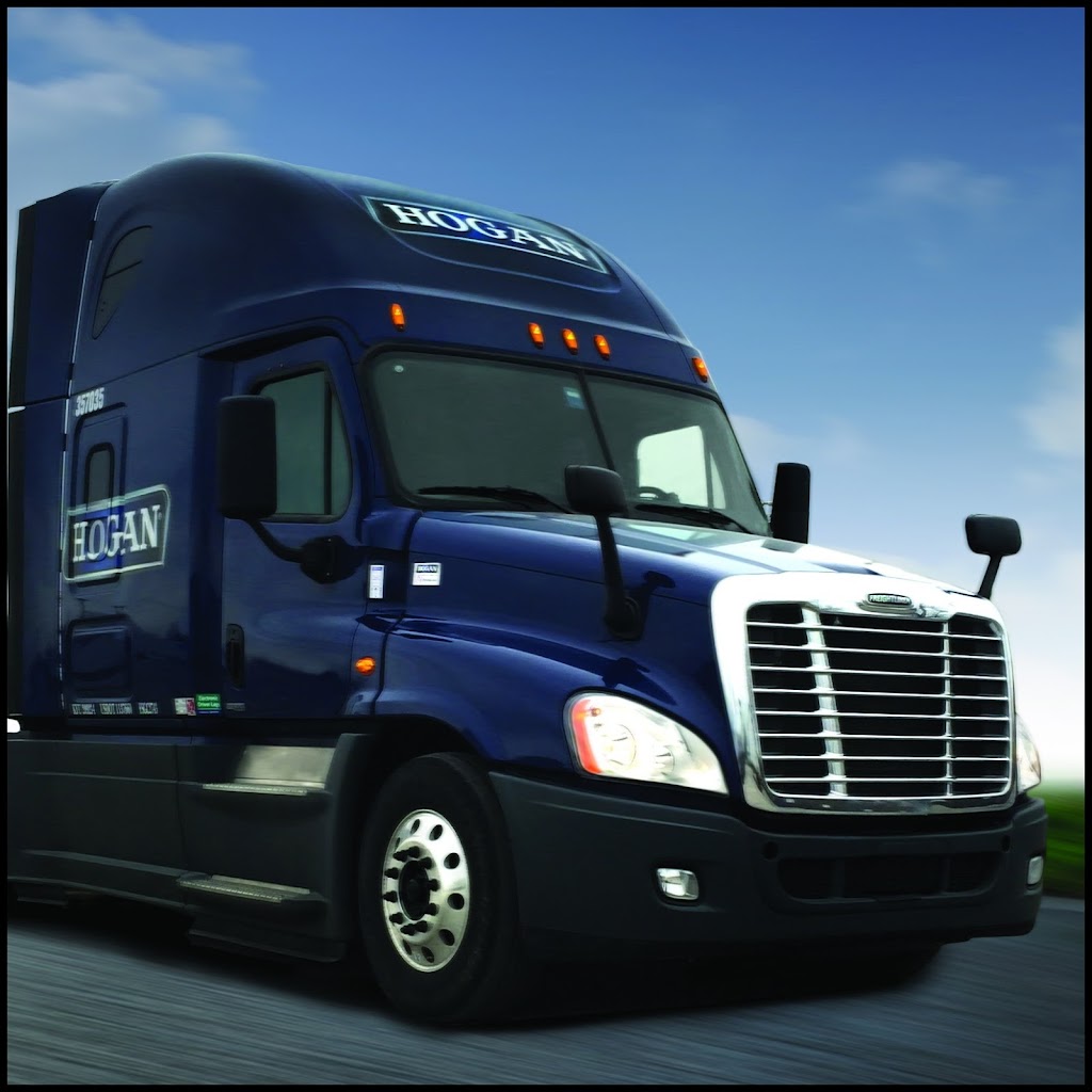 Hogan Truck Leasing & Rental: Winchester, KY | 2800 Corporate Dr, Winchester, KY 40391, USA | Phone: (859) 737-3700