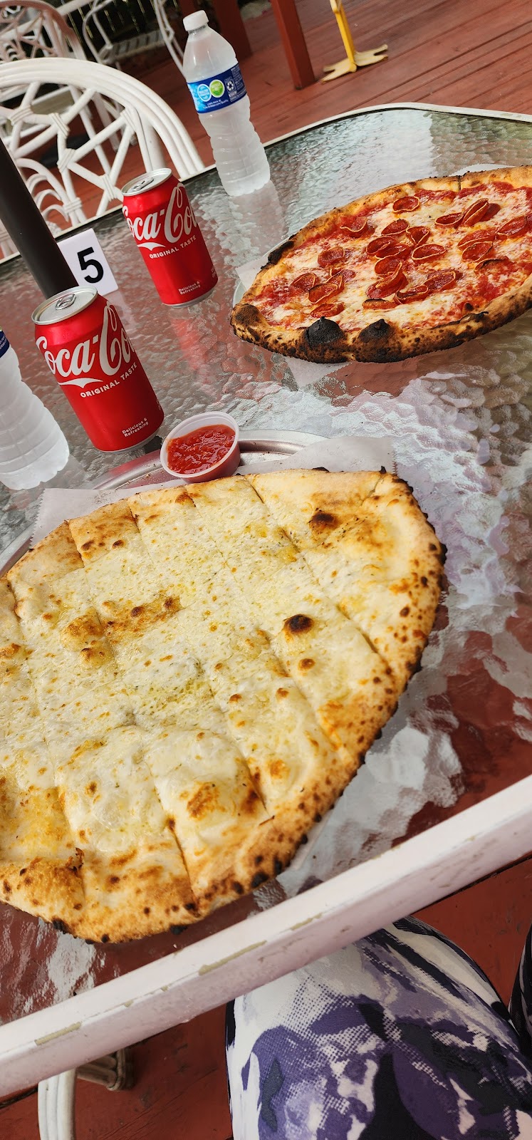 Calogeros Pizzeria | 148A W Haines Blvd, Lake Alfred, FL 33850 | Phone: (863) 268-8352