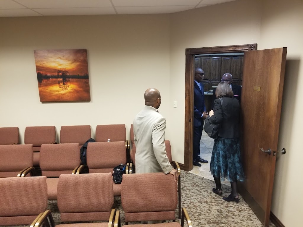 Kingdom Hall of Jehovahs Witnesses | 2141 S 129th E Ave, Tulsa, OK 74134, USA | Phone: (918) 938-7388