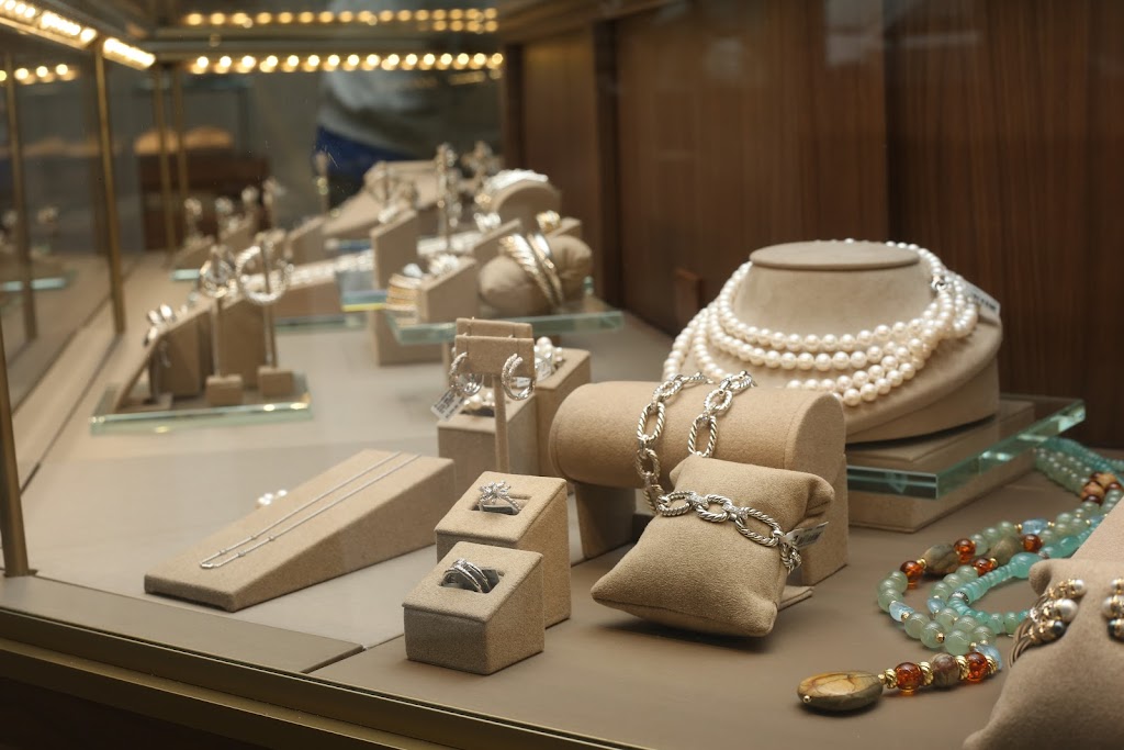 Longs Jewelers | 60 South Ave, Burlington, MA 01803, USA | Phone: (781) 272-5400