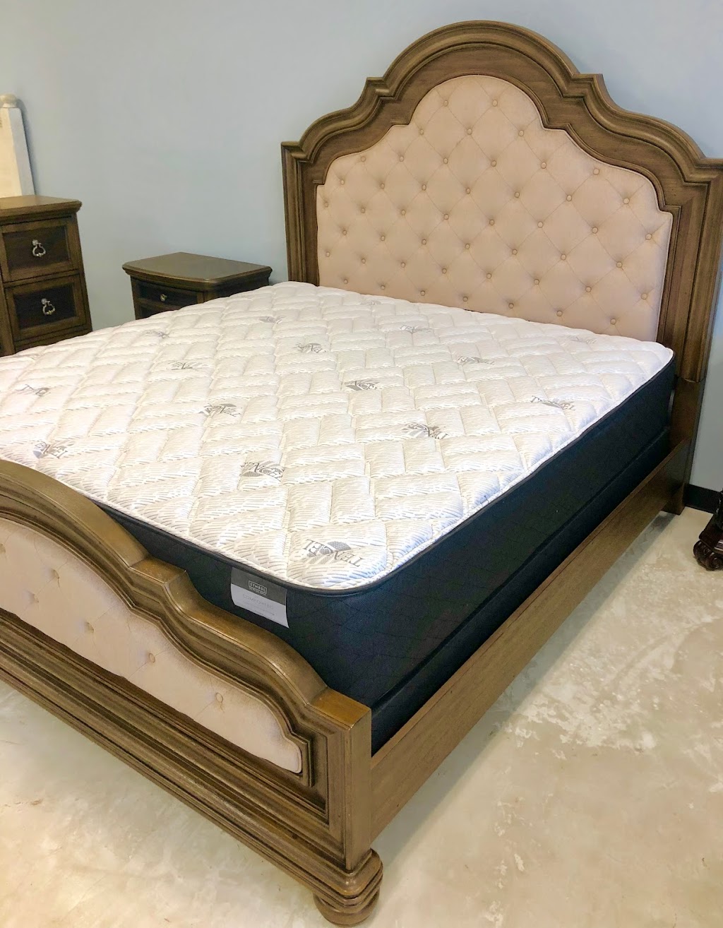 Good Deal Bed | 5270 Hacks Cross Rd, Olive Branch, MS 38654, USA | Phone: (662) 420-2717