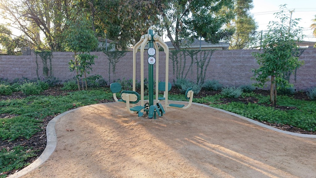 Los Serrranos Park | 15450 Pomona Rincon Rd, Chino Hills, CA 91709, USA | Phone: (909) 364-2700