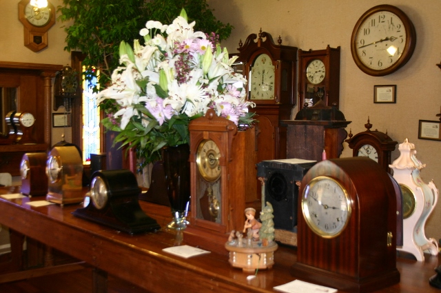 Antique Clock Shop | 202 N Broome St, Waxhaw, NC 28173, USA | Phone: (704) 843-4120